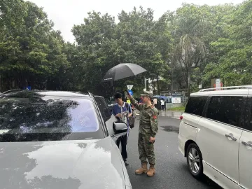 确保考生应考安全，宝安民兵护航高考