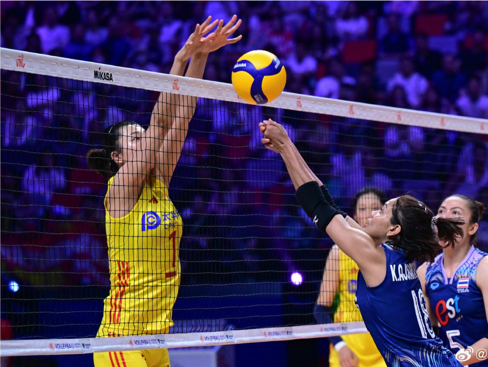 世联赛中国澳门站：中国女排3-0泰国女排