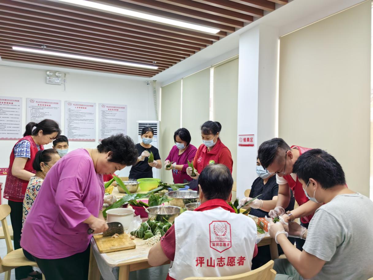 石井街道开展庆端午助残关爱活动