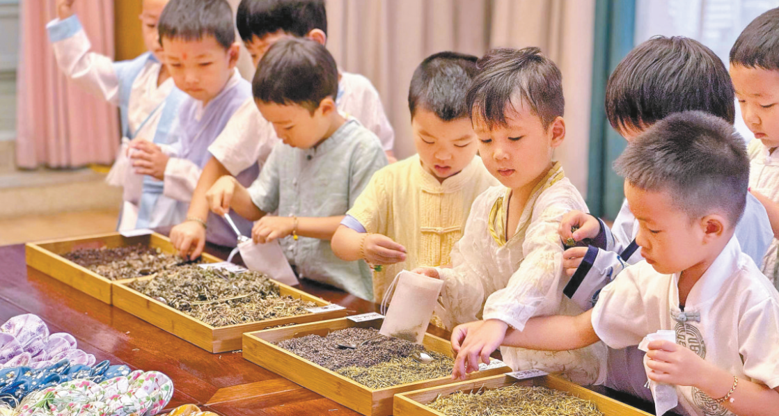 美术馆：节日不打烊 “艺”起迎端午