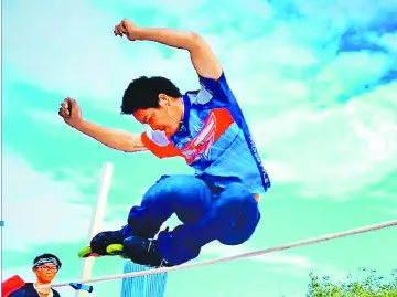 城市英雄 62期 | “优秀轮滑”创始人、大浪浪花轮滑协会秘书长郑保杰：轮在脚下，风在耳畔，爱在心间