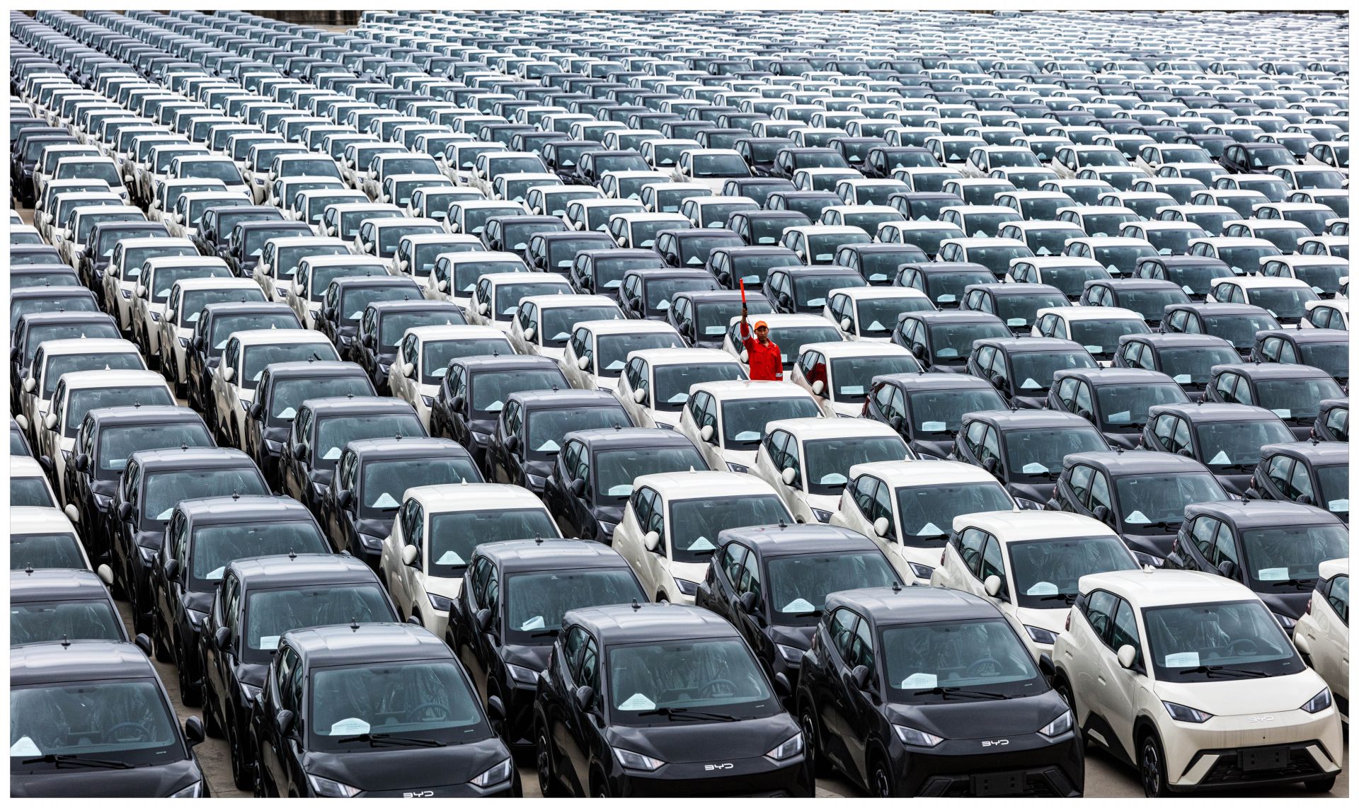 比亚迪、创维汽车、中集车辆等车企纷纷布局海外！  “深圳车”加速驶向世界市场