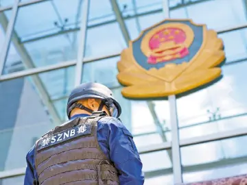 城市英雄75期│深圳公安禁毒一线警察：不是站在光里才算英雄，禁毒战线幸得有他们默默坚守
