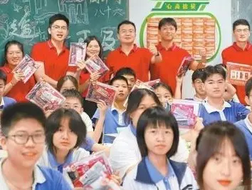 晶报特别报道 | 中考闯关在即，师兄师姐“上大招”