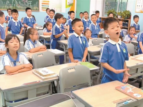 深圳校园刮起“方言风”，网友直呼“粤来粤上头”！