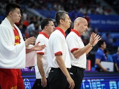 乔帅离任 中国篮球国际化方向不应动摇