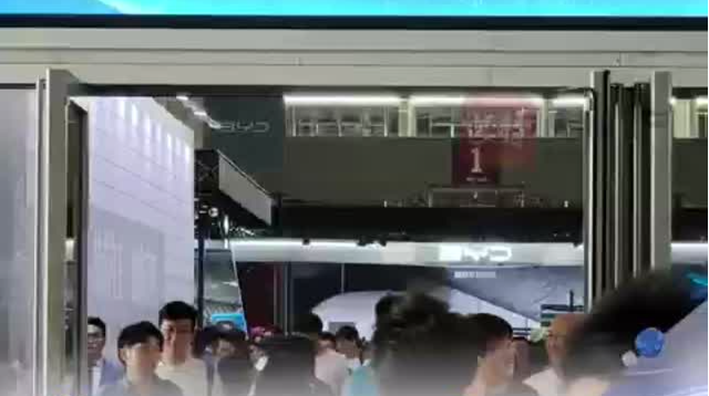 “迪”确壕！比亚迪“全家桶”科技秀来了