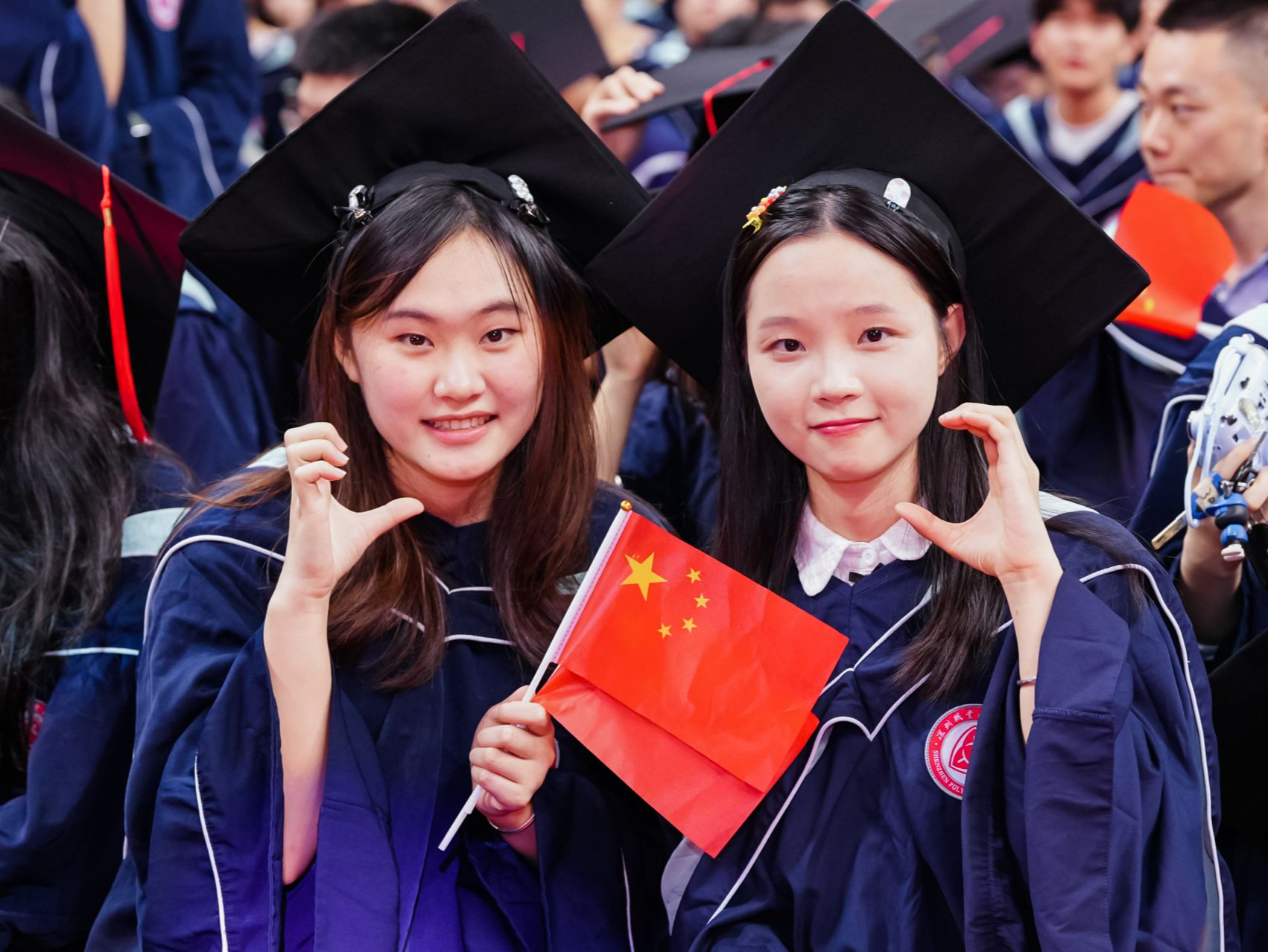 连续3场毕业典礼，深职大8579名毕业生开启人生新阶段