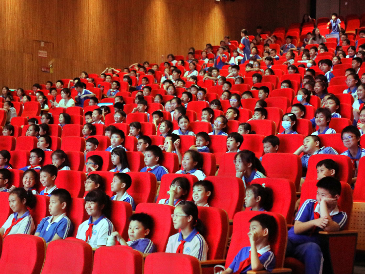 新成员+1，深圳图书馆第14家“青少年阅读基地”落户宝龙外国语学校