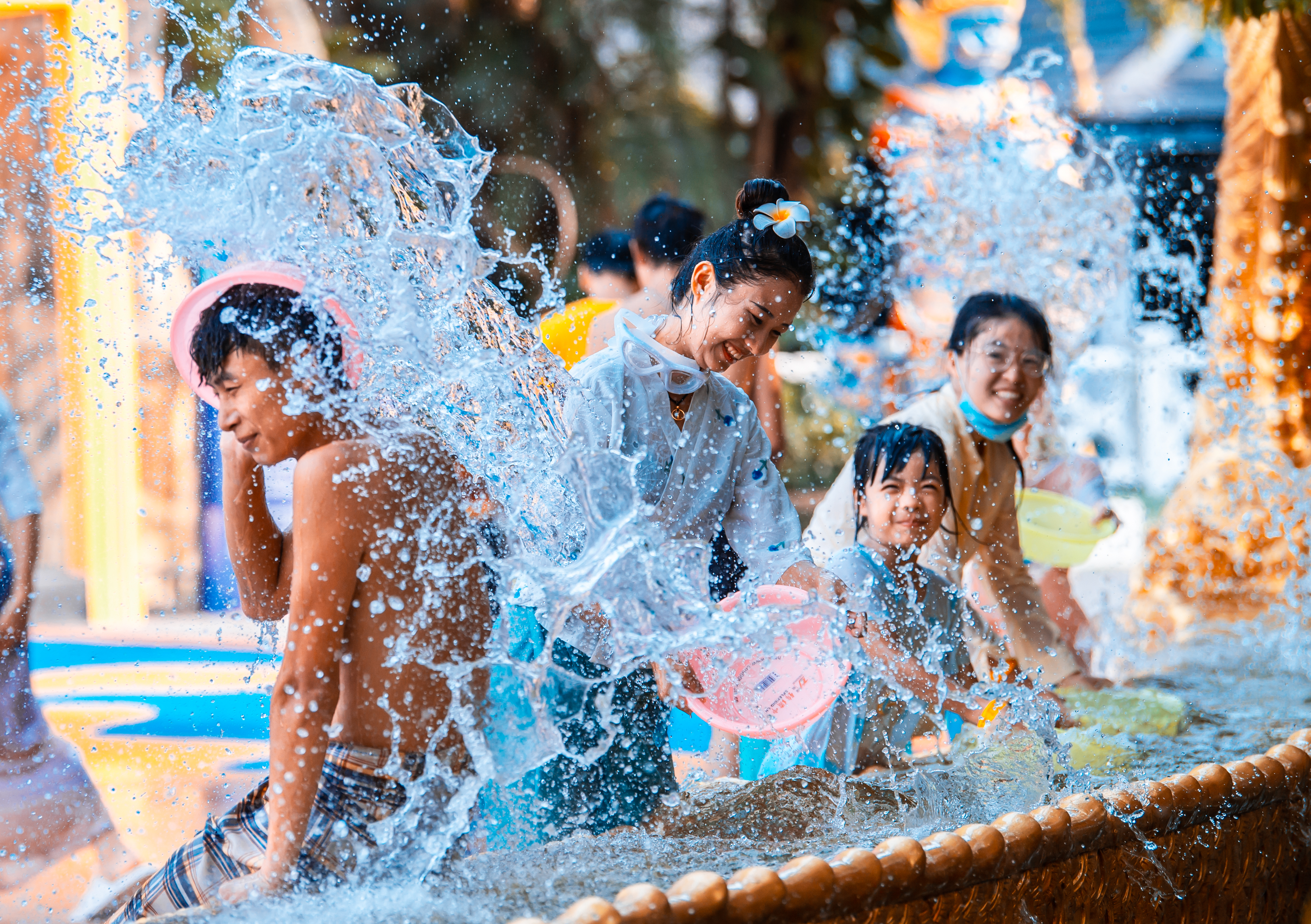 深圳锦绣中华民俗村66天狂欢盛夏开启，打造5大民族狂欢元素
