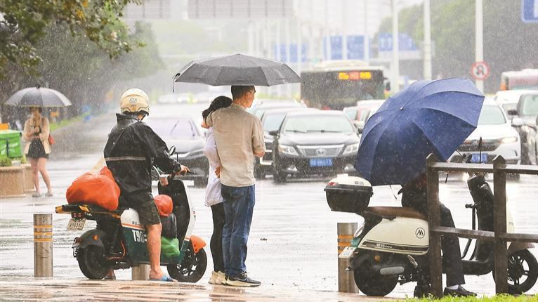 深圳前汛期降水是近5年的2倍多 本周依然多阵雨天气