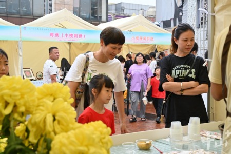 中山小榄：非遗文商旅嘉年华点亮端午节假期