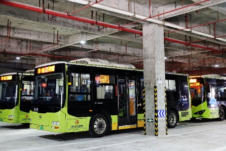 中山市中医院公交枢纽站启用，解决5条始发公交线路停车问题