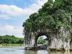 桂林文旅加速恢复：漓江迎来3700名游客，象鼻山部分开放