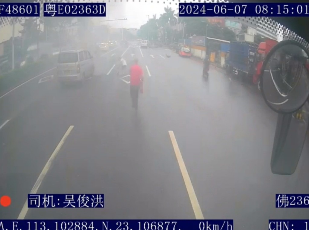 市民拨打12345，点名表扬公交“灭火英雄”