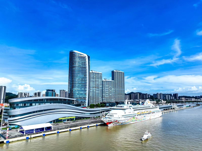 广州南沙国际邮轮母港正式开港开航