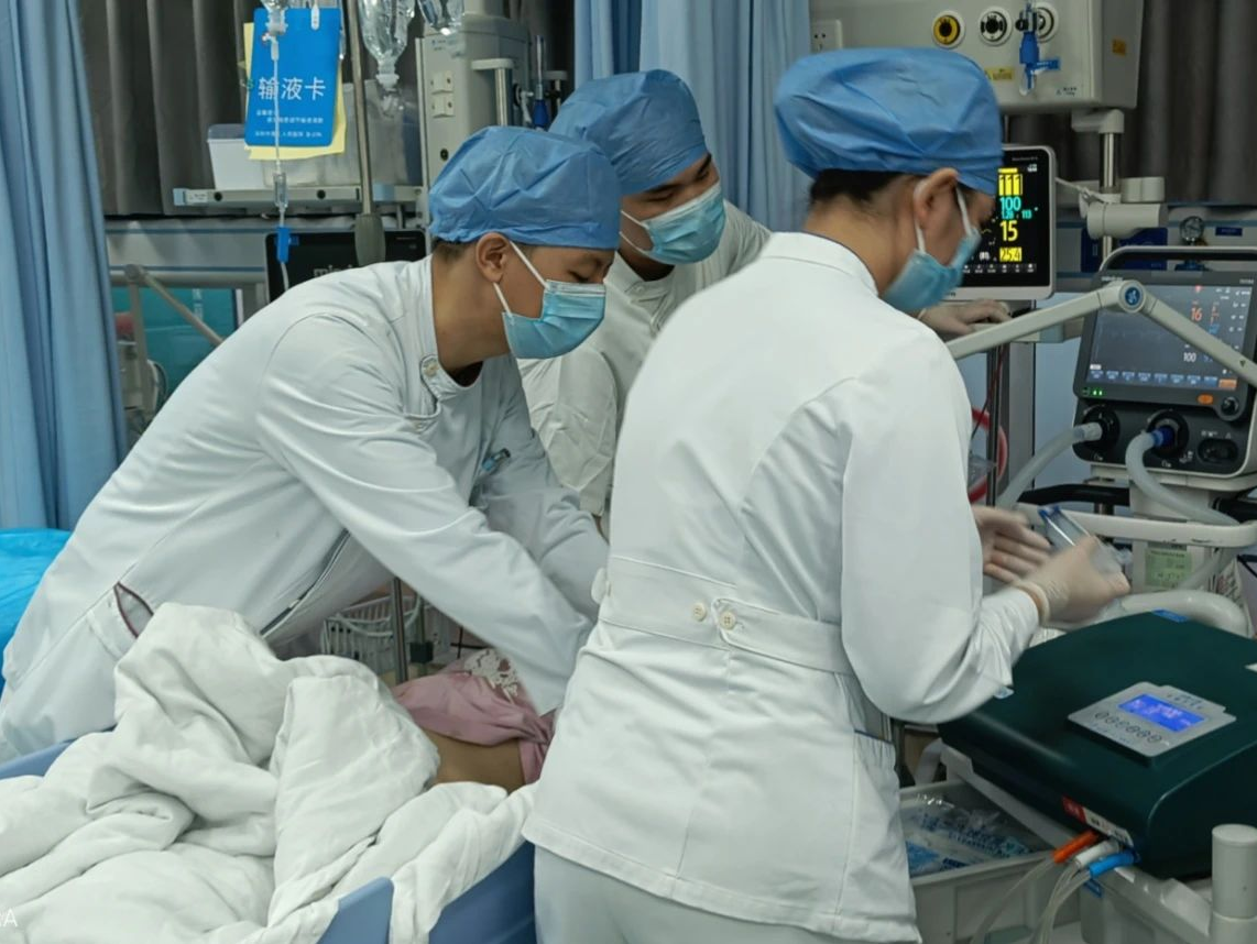 深圳一家人误用“断肠草”煲汤致中毒！医院提醒：谨慎使用来源不明的中草药