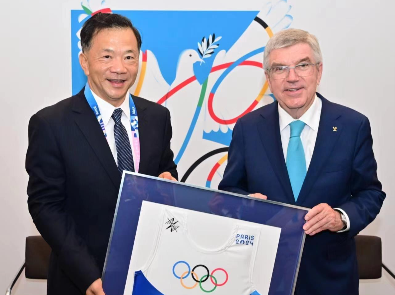 国际奥委会主席巴赫会见中央广播电视总台领导