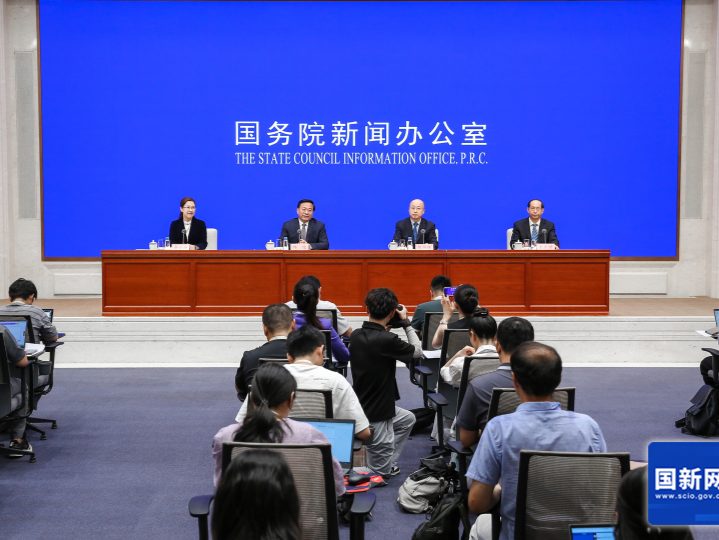农业农村部：严禁给退休回乡干部职工分宅基地建房