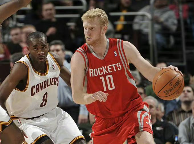 跨界成功！姚明昔日NBA队友靠沙滩排球打进巴黎奥运会
