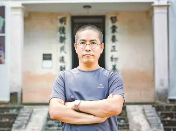 城市英雄 77期 | 深圳鳌湖艺术村发起人邓春儒：小“食堂”的艺术与“大鳌湖”的乡愁