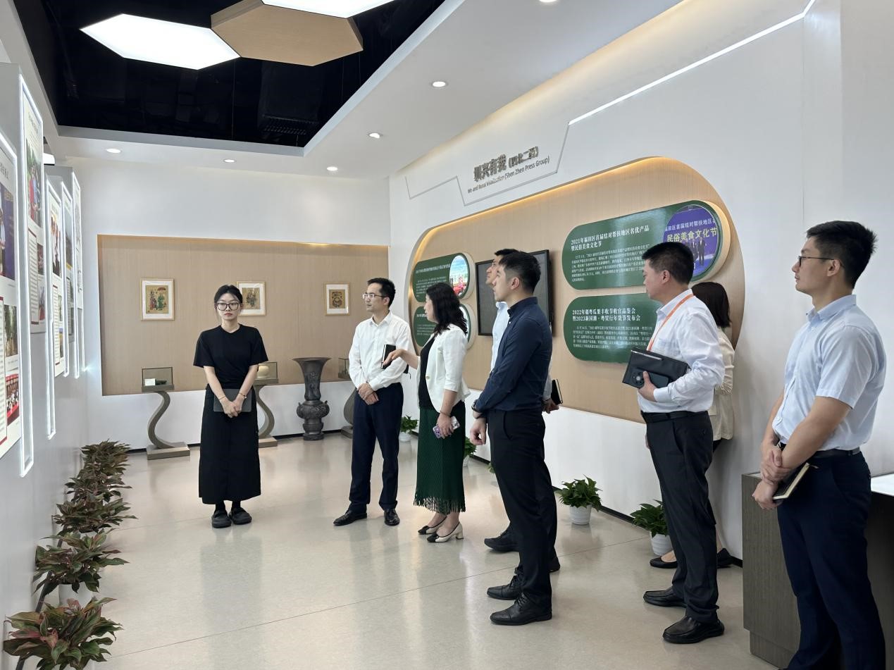 宁波银行深圳分行一行到深圳市乡村振兴共同富裕促进中心参观座谈