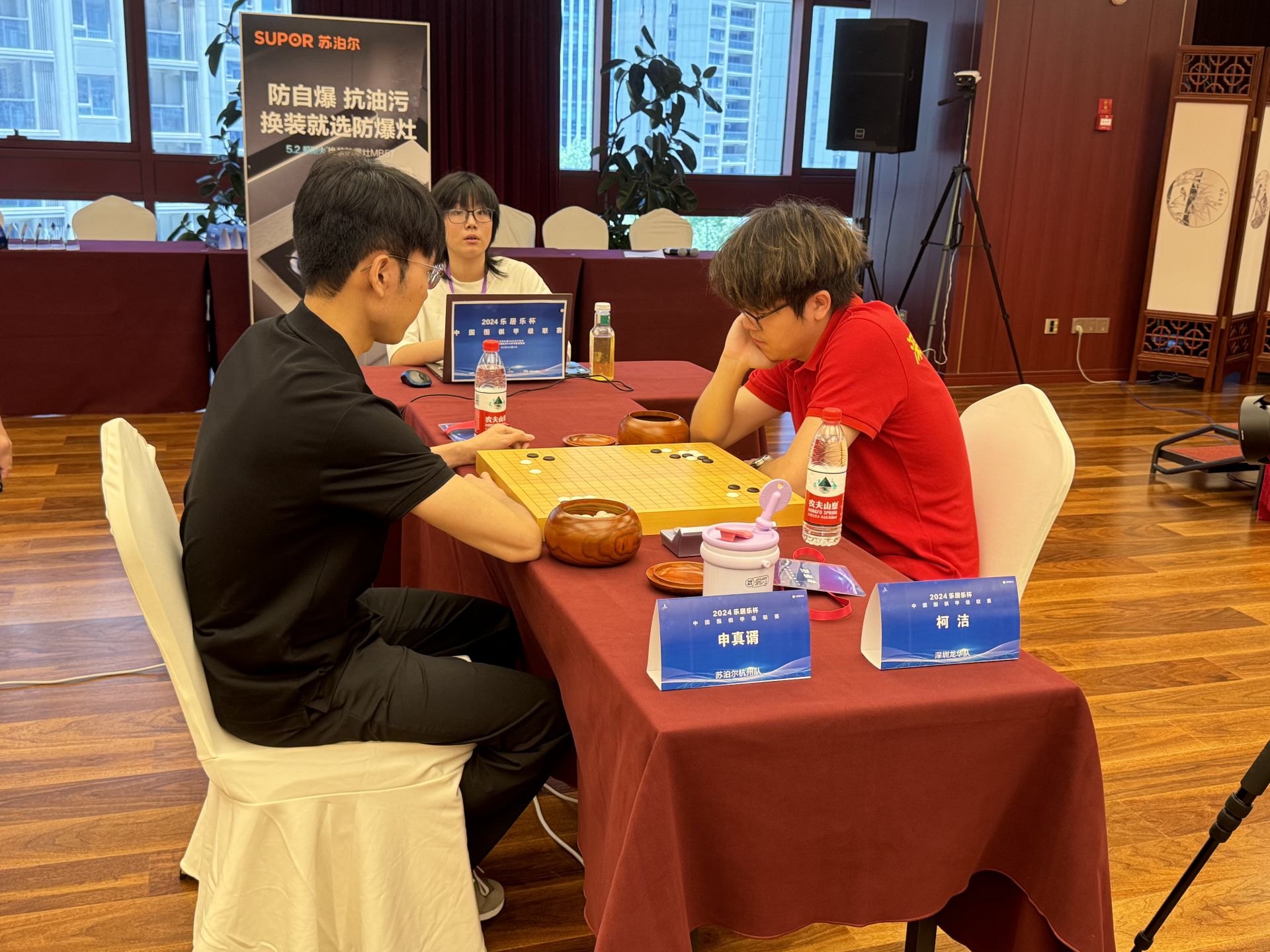 围甲联赛第七轮深圳龙华队客场大捷 3比1力克苏泊尔杭州队