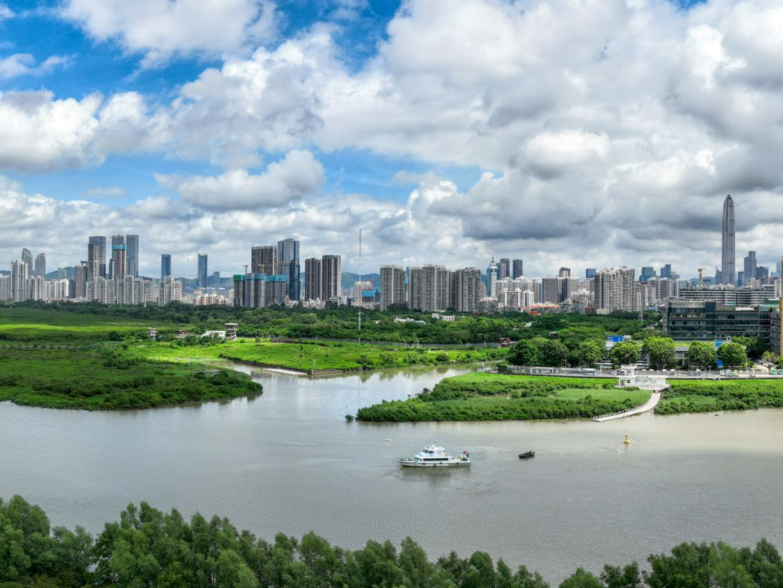 做“两山”理念的模范践行者 ——九论学习贯彻党的二十届三中全会精神