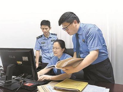 App上买股票稳赚不赔？涉案2.7亿特大跨境电诈案案情披露 