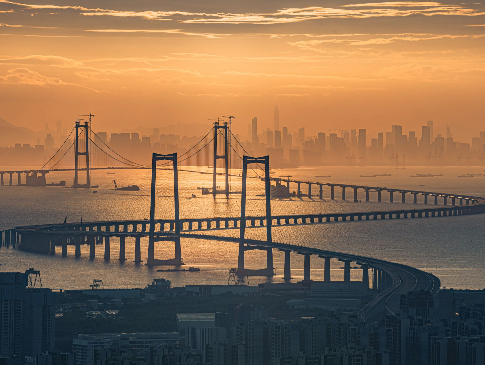 拍摄深中通道的摄影师，驶上了深中通道
