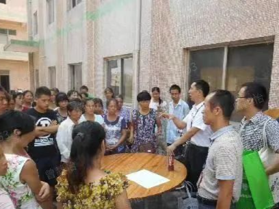 集体讨薪上楼顶，顺利解纷有法宝 | “法律明白人”典型案例
