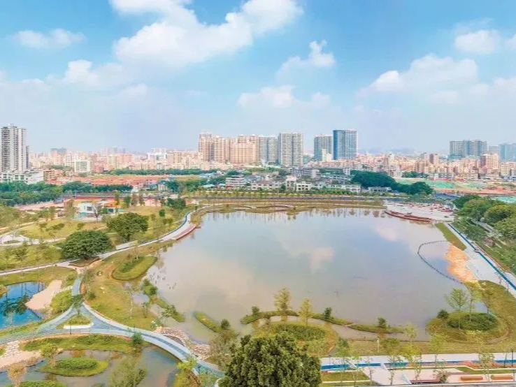 以球为媒，传播红色文化！深圳“村级”俱乐部有支民兵足球队