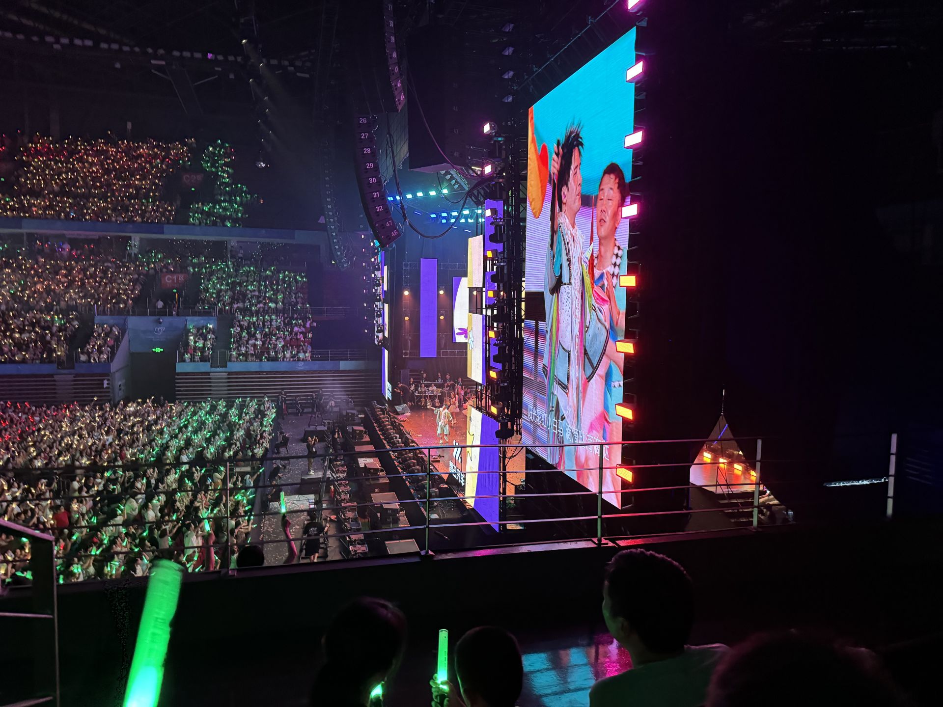 1300元的大张伟演唱会门票看不到主屏幕？主办方：找票务公司