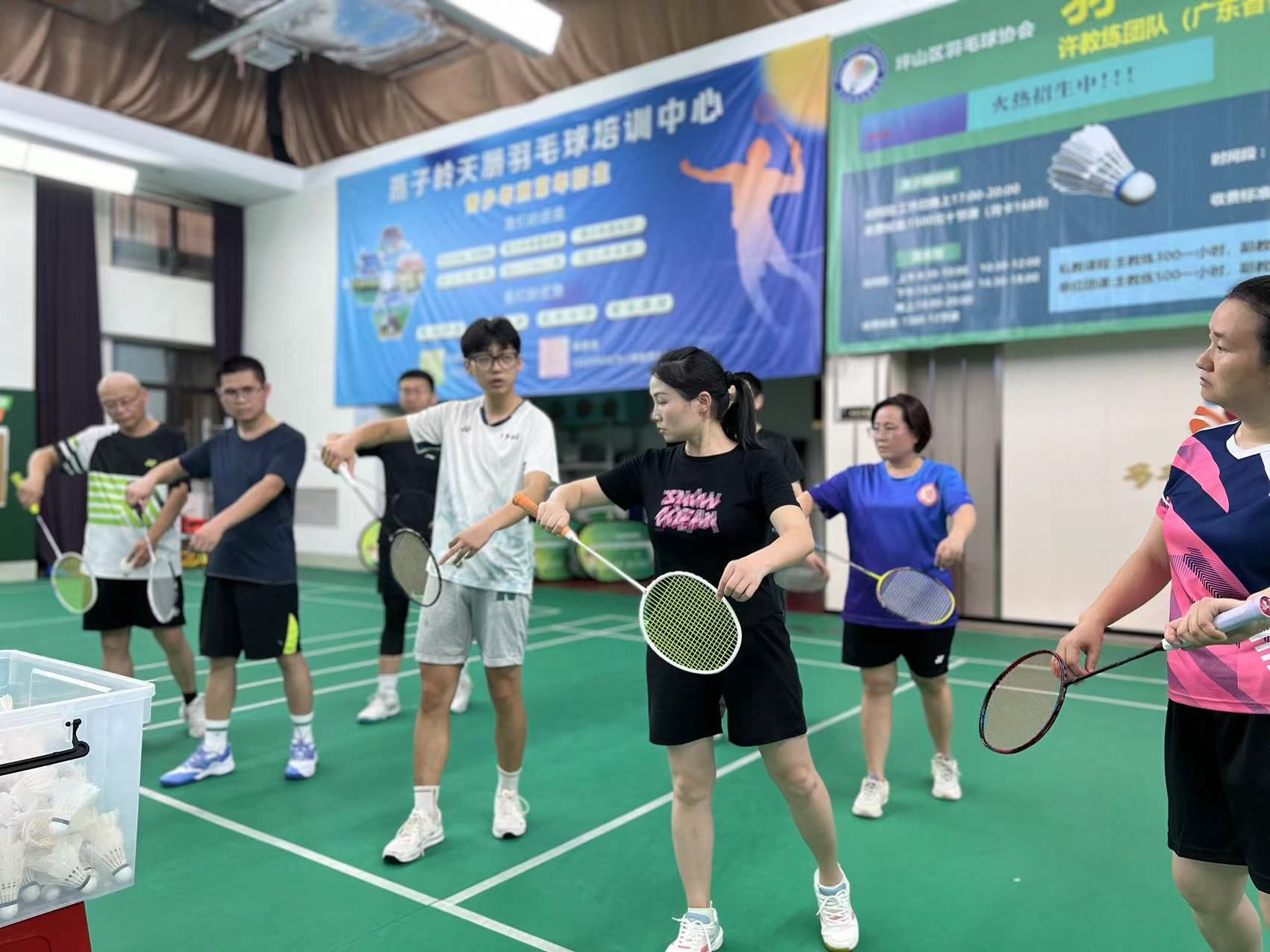 坪山企业青年夜校以暖心服务圈粉年轻人