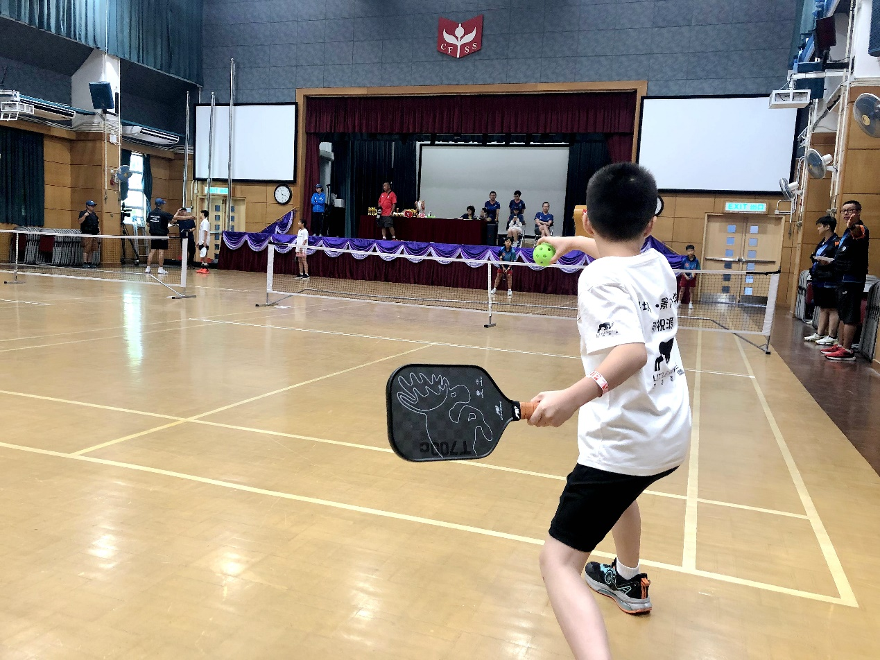 深圳景龙小学匹克球战队在港夺铜