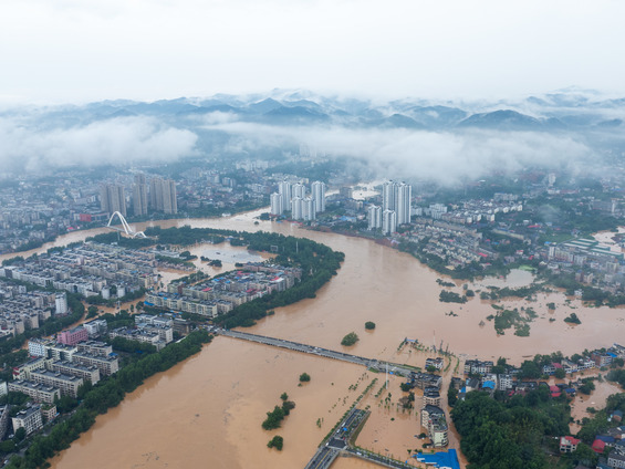 针对湖南暴雨洪涝灾害，国家救灾应急响应提升至三级