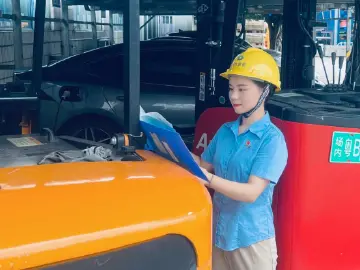【两优一先】优秀共产党员吴娥：做一颗守护安全的“螺丝钉”