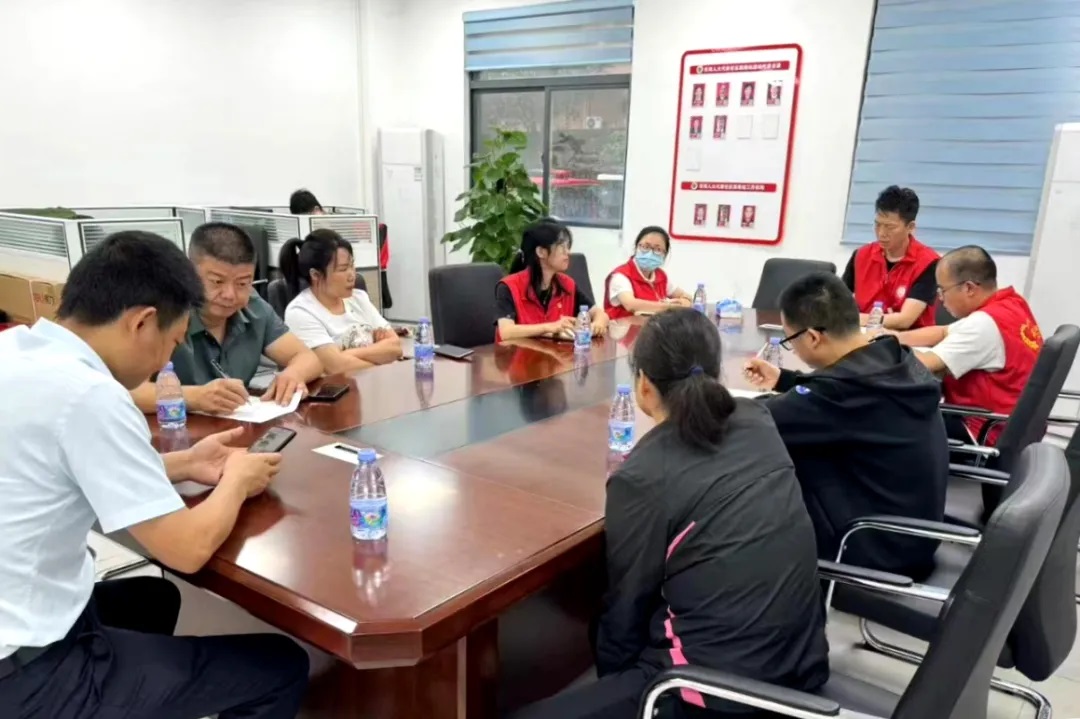 “法治前哨站”点亮“小分格”，共绘基层治理“大枫景”