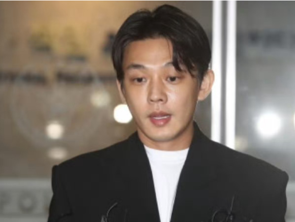 热搜第一！知名男星涉嫌同性性暴力被立案