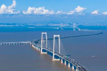 政前方丨“不设限”的招商大会，让世界开门见“山”