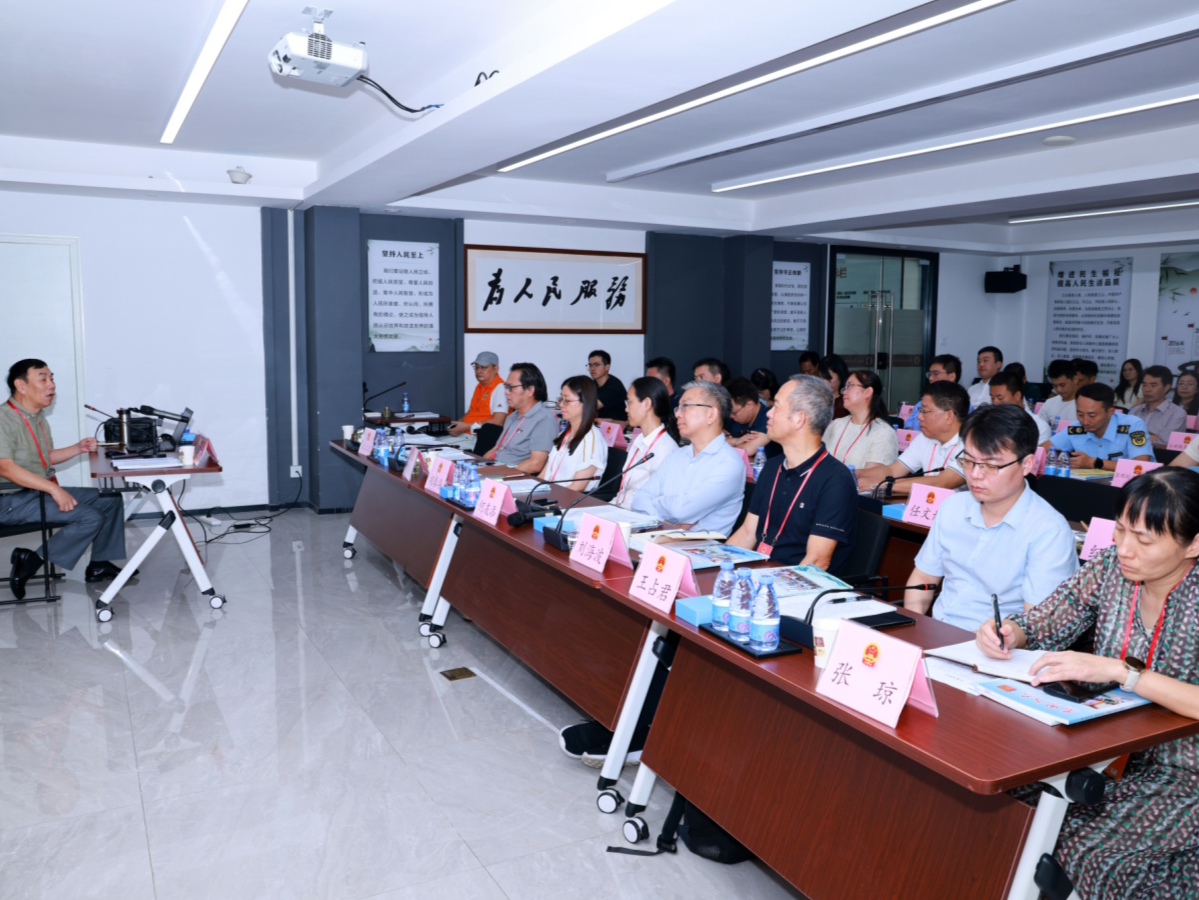 如何优化营商环境“软实力”？龙田人大代表之家特邀代表开展专题宣讲