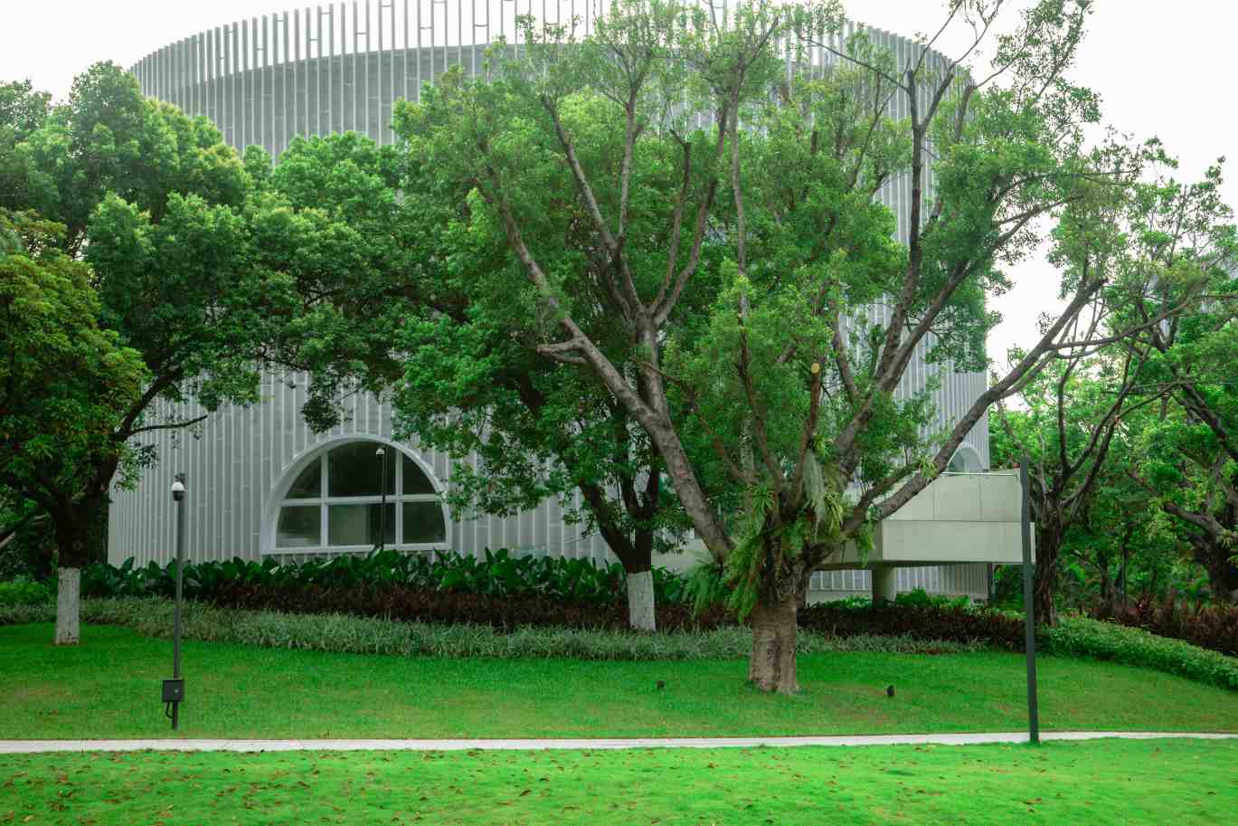 新安公园游客服务中心成为宝安区首个近零能耗示范项目！