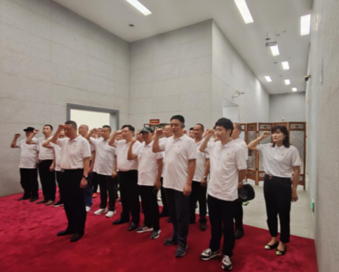 遂宁市在粤在深农民工党员集中学习参观