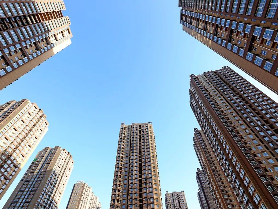 多地买房租房即可落户 吸引人还需留住人 