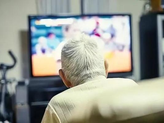 广电总局联合八部门作部署：下半年全面实现一个遥控器看电视