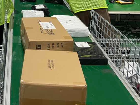 数千元化妆品在快递途中受损却未保价，寄件人可以索赔3倍运费吗？