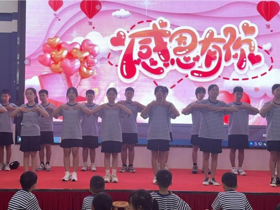 关爱留守儿童，第七季候鸟计划公益营在深圳圆满落幕