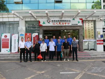 这场等了13年的重逢，深圳光明公安与社区合力助湖北失散家庭团聚