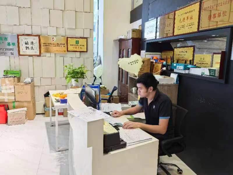 随岗实训新模式助力民爱中心服务对象开启就业新篇章  