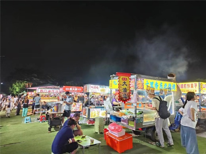 东莞市12345热线故事|2000㎡湖畔夜市！麻涌流动摊贩有了“新家”